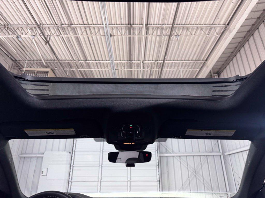 Audi SQ8 view 19
