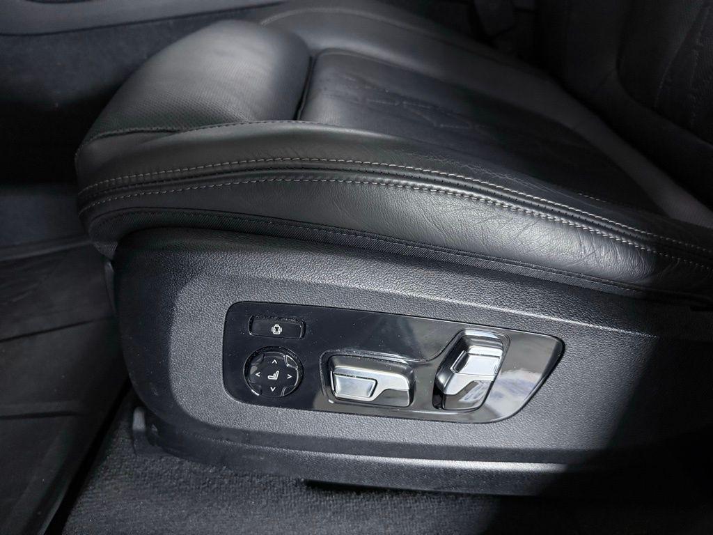 used 2023 BMW X7 car, priced at $57,990