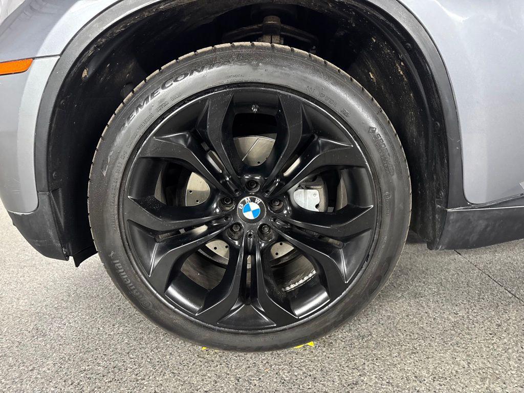 used 2013 BMW X6 car, priced at $13,000