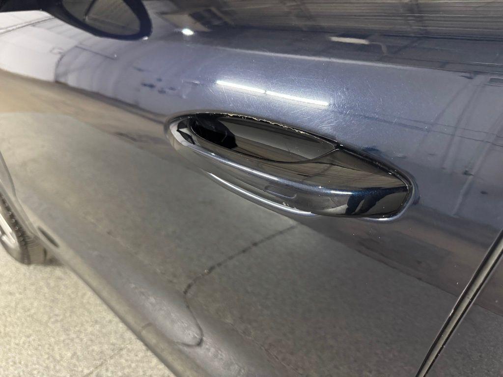 used 2022 Porsche Cayenne car, priced at $59,990