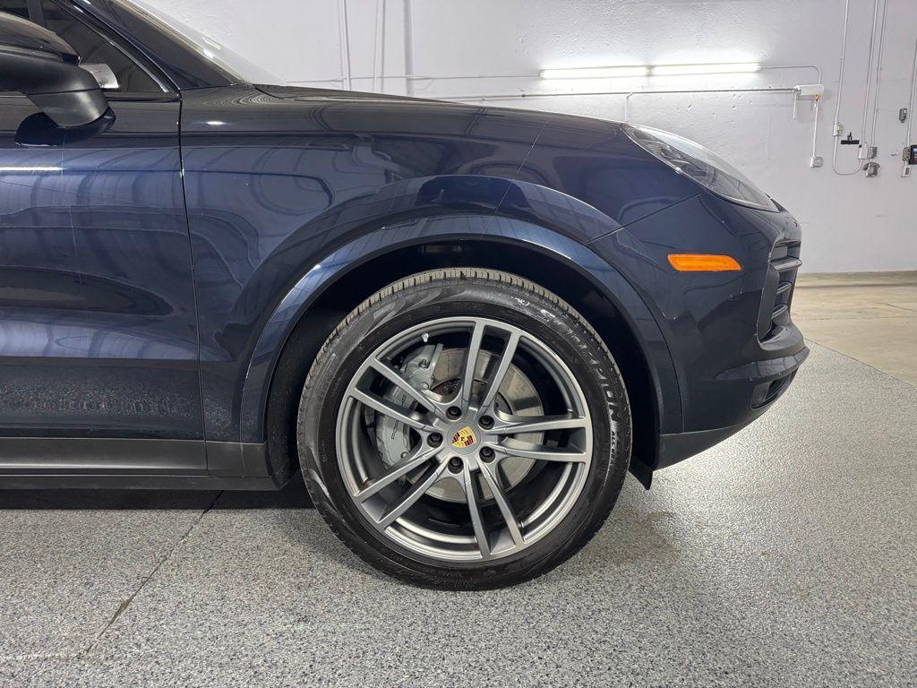 used 2022 Porsche Cayenne car, priced at $59,990
