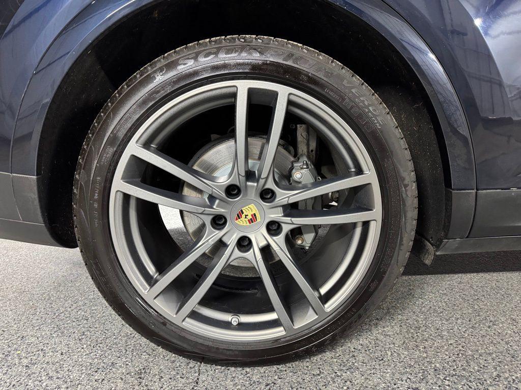 used 2022 Porsche Cayenne car, priced at $59,990