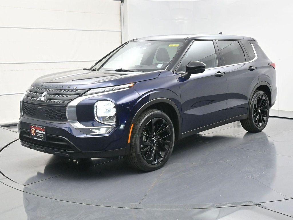 used 2022 Mitsubishi Outlander car, priced at $18,988