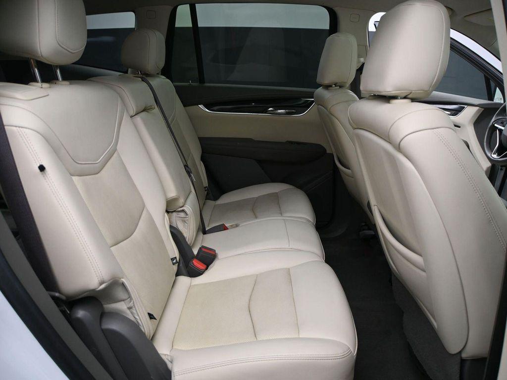 used 2021 Cadillac XT6 car, priced at $26,988