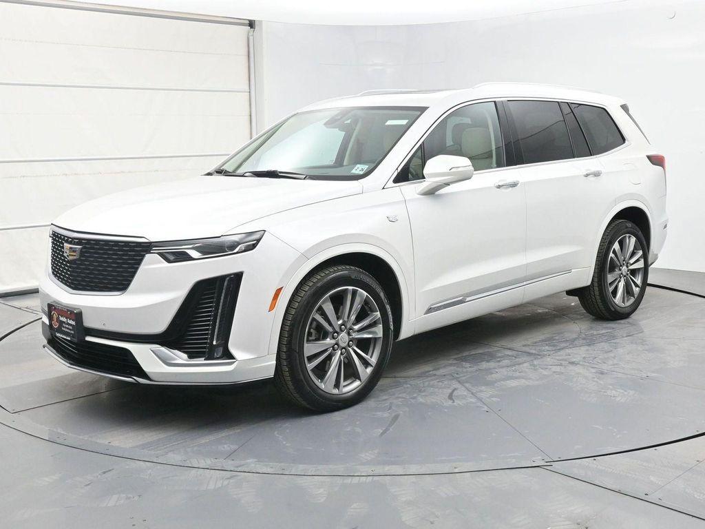 used 2021 Cadillac XT6 car, priced at $26,988