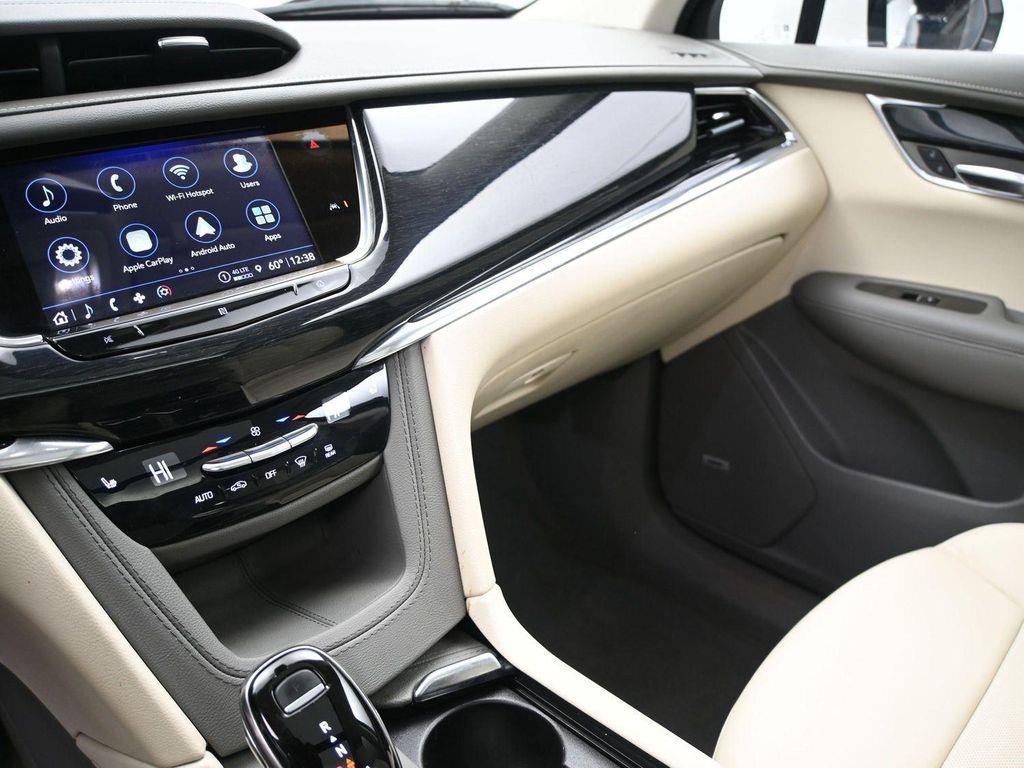 used 2021 Cadillac XT6 car, priced at $26,988