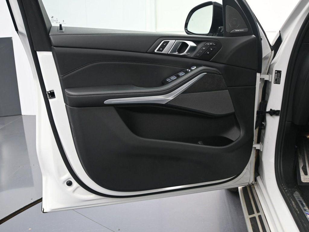 used 2023 BMW X7 car, priced at $57,988
