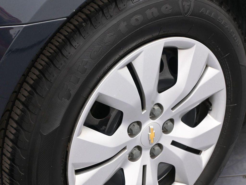 used 2014 Chevrolet Cruze car, priced at $7,888