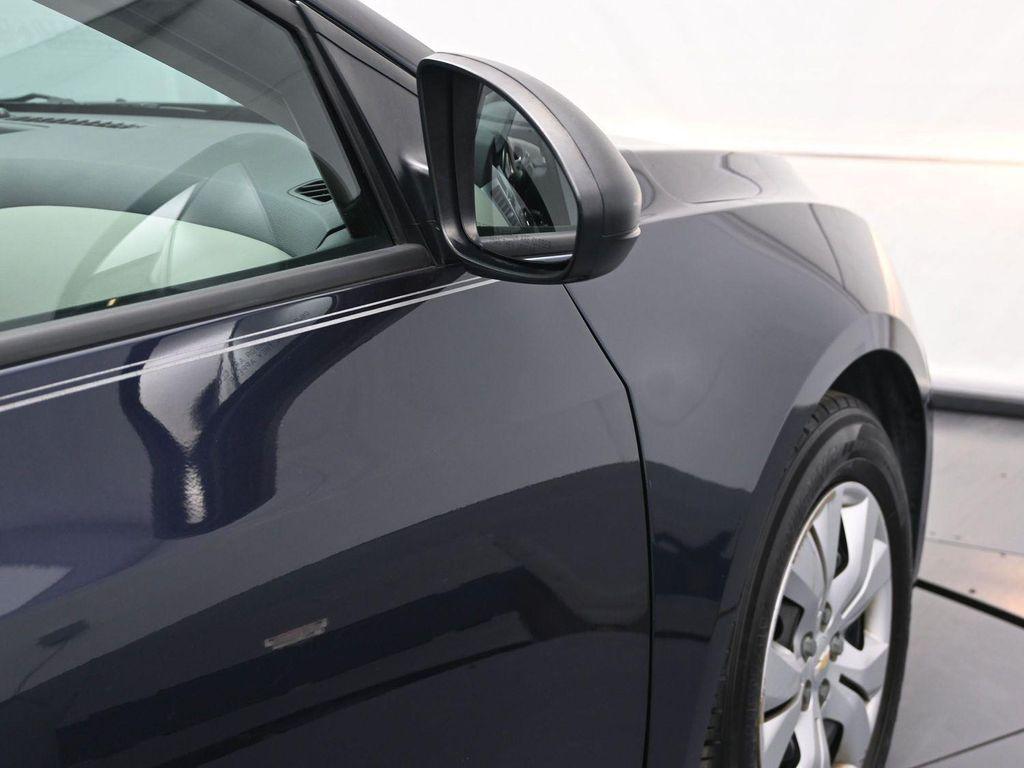 used 2014 Chevrolet Cruze car, priced at $7,888