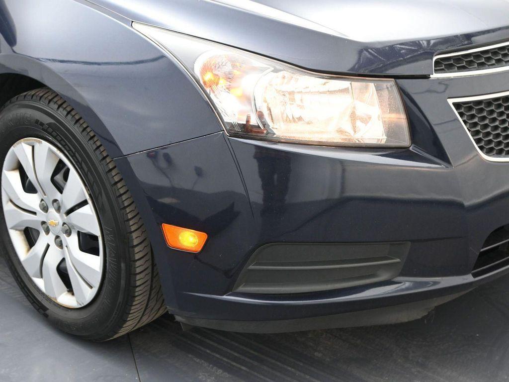 used 2014 Chevrolet Cruze car, priced at $7,888