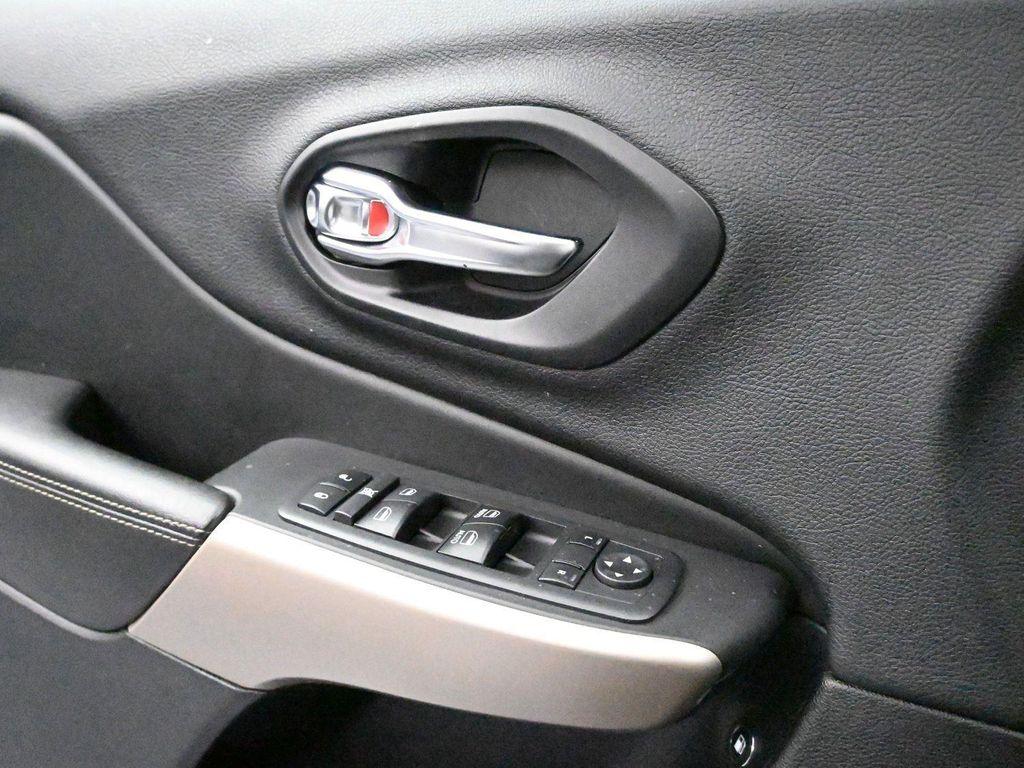 used 2018 Jeep Cherokee car, priced at $16,888