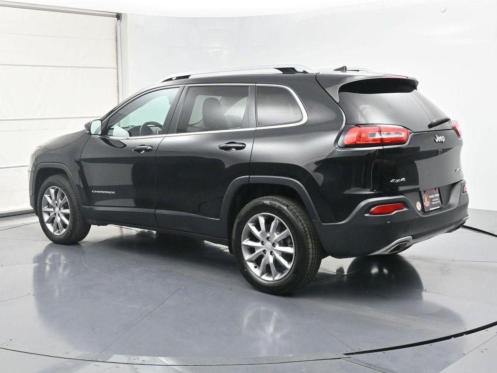 used 2018 Jeep Cherokee car, priced at $16,888