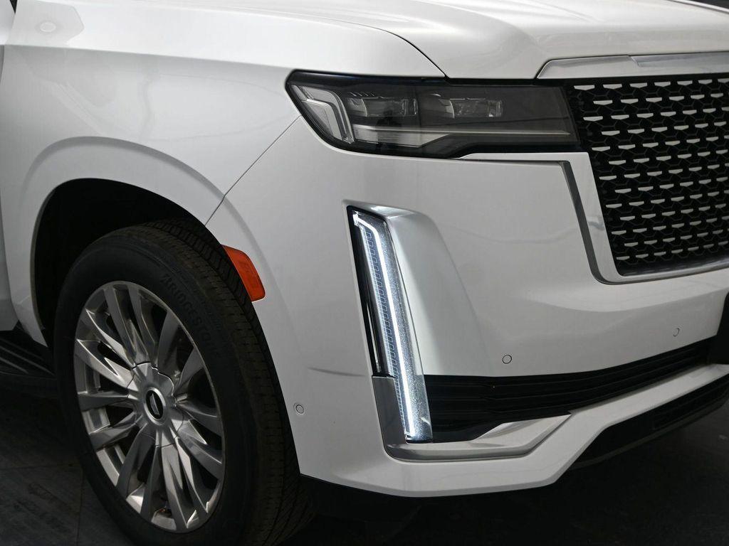 used 2021 Cadillac Escalade ESV car, priced at $57,788