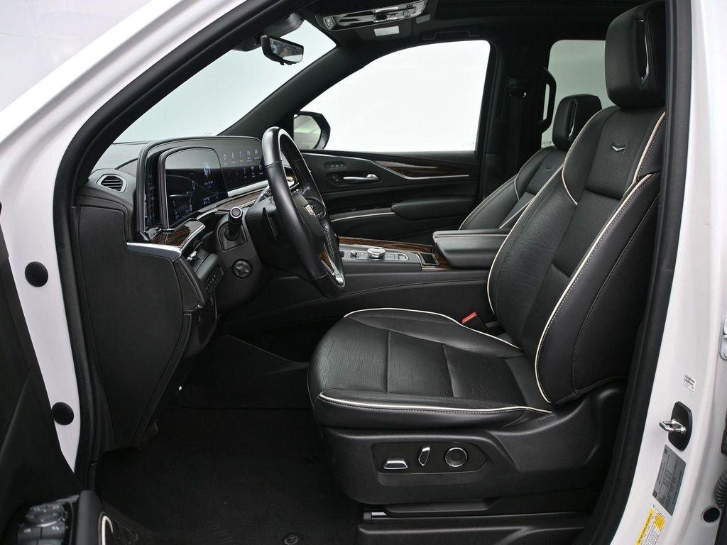 used 2021 Cadillac Escalade ESV car, priced at $57,788