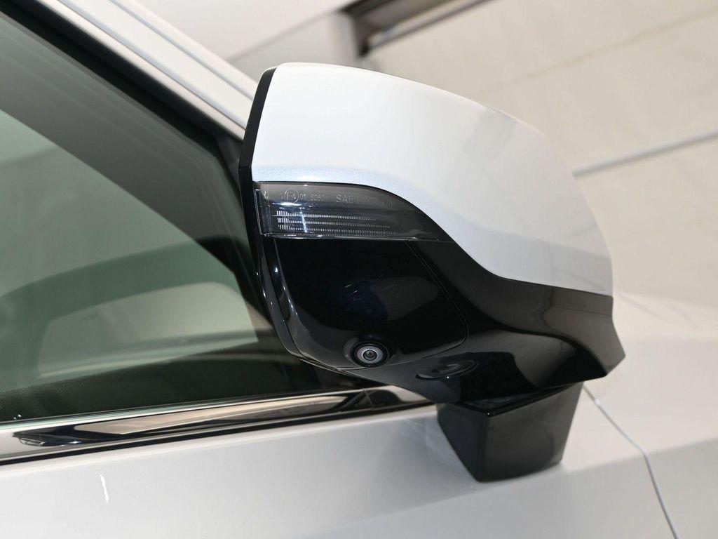 used 2021 Cadillac Escalade ESV car, priced at $57,788