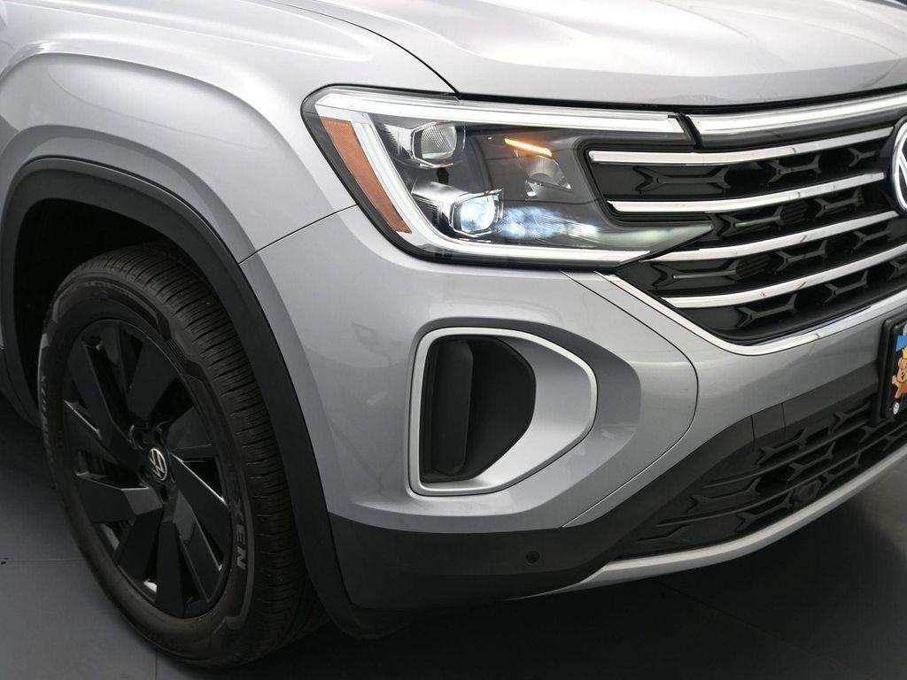 used 2025 Volkswagen Atlas car, priced at $39,888