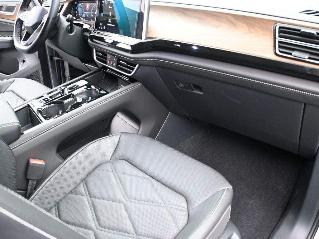 used 2025 Volkswagen Atlas car, priced at $39,888