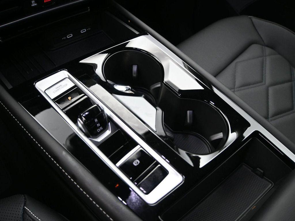 used 2025 Volkswagen Atlas car, priced at $39,888