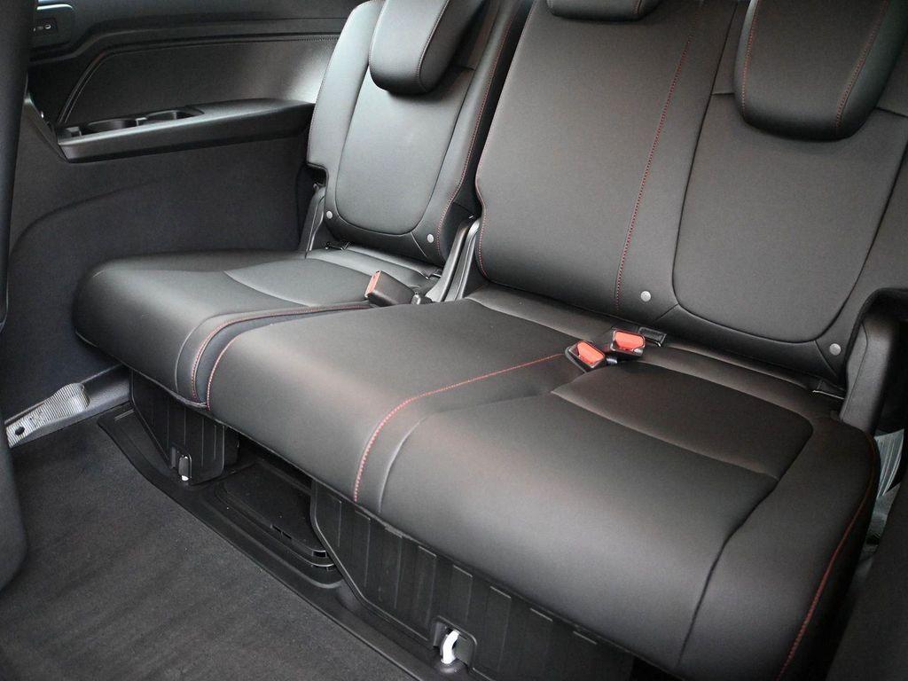 used 2025 Honda Odyssey car, priced at $37,988