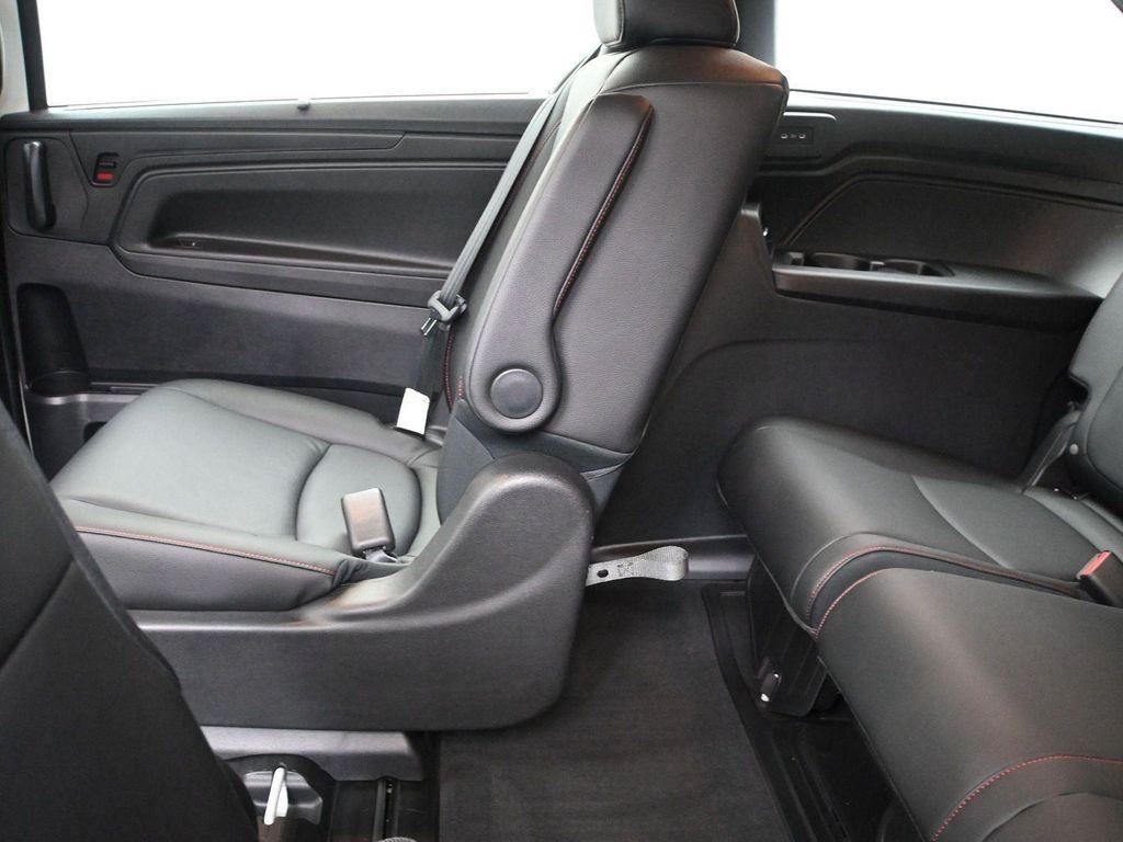 used 2025 Honda Odyssey car, priced at $37,988
