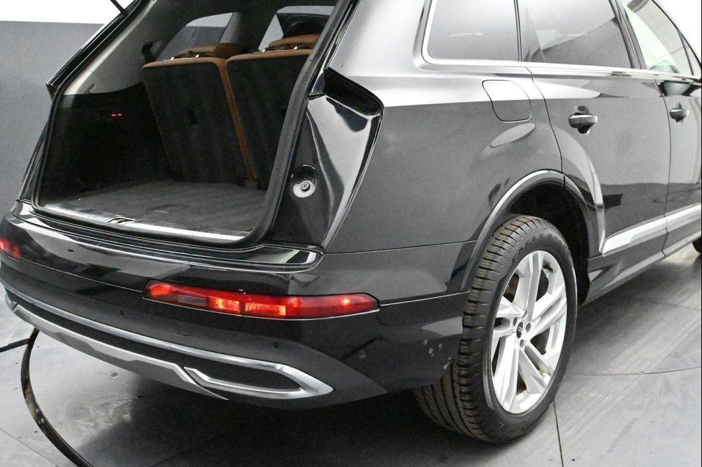 used 2022 Audi Q7 car, priced at $32,495