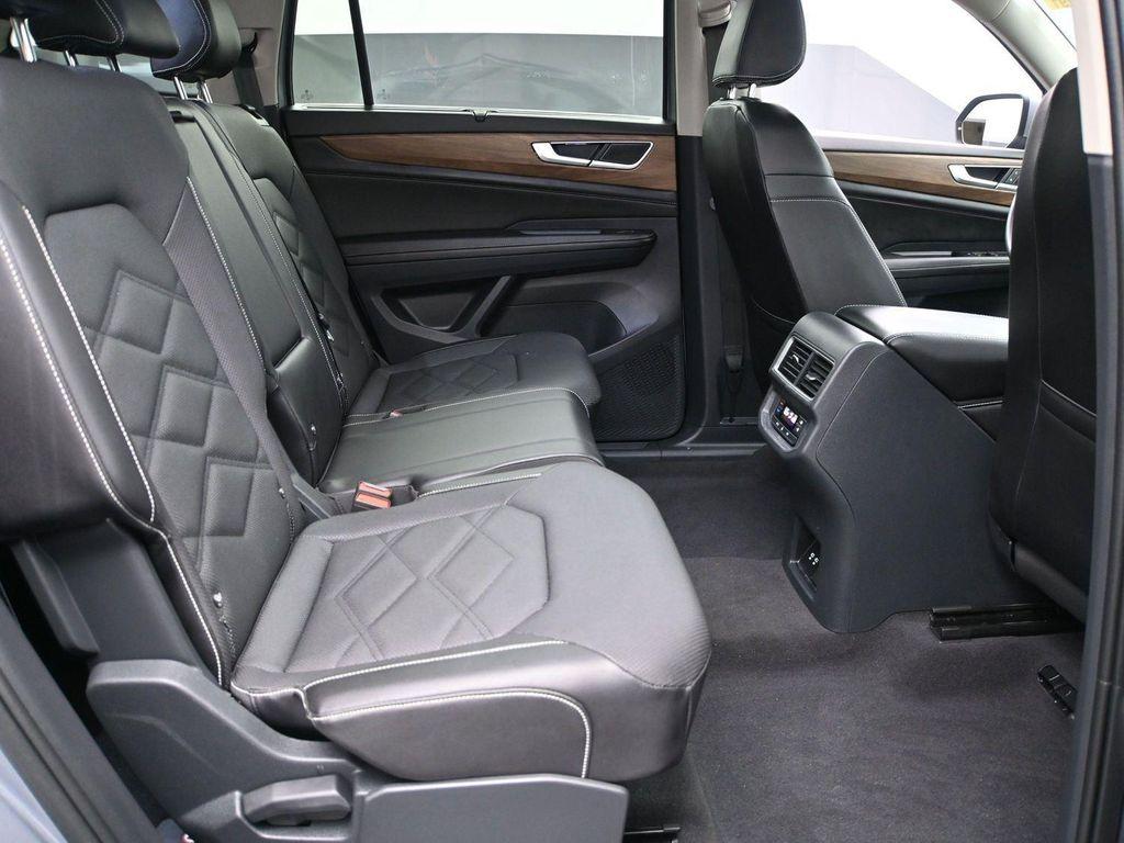 used 2024 Volkswagen Atlas car, priced at $32,488