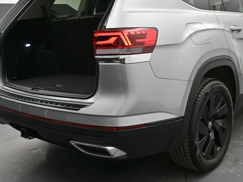 used 2024 Volkswagen Atlas car, priced at $32,488