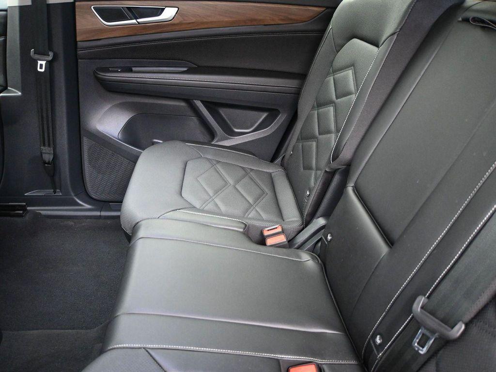 used 2024 Volkswagen Atlas car, priced at $32,488