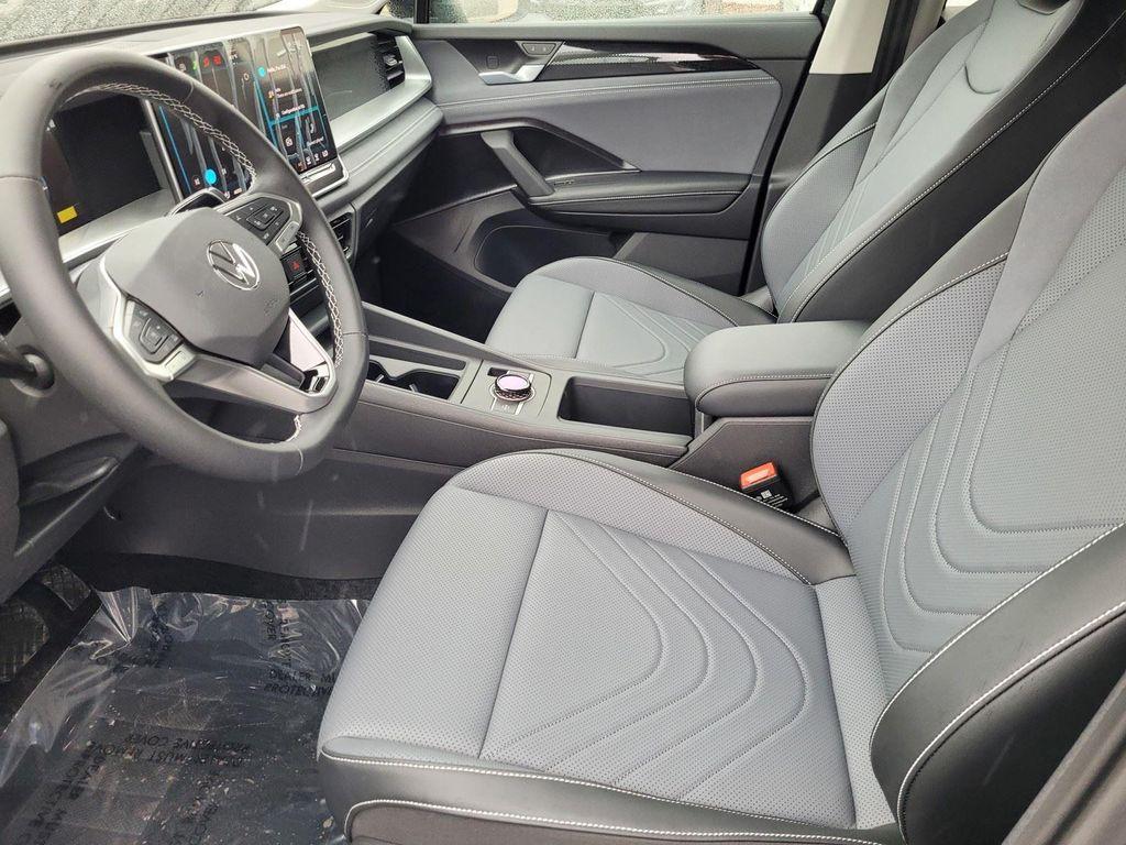 new 2026 Volkswagen Tiguan car, priced at $33,237