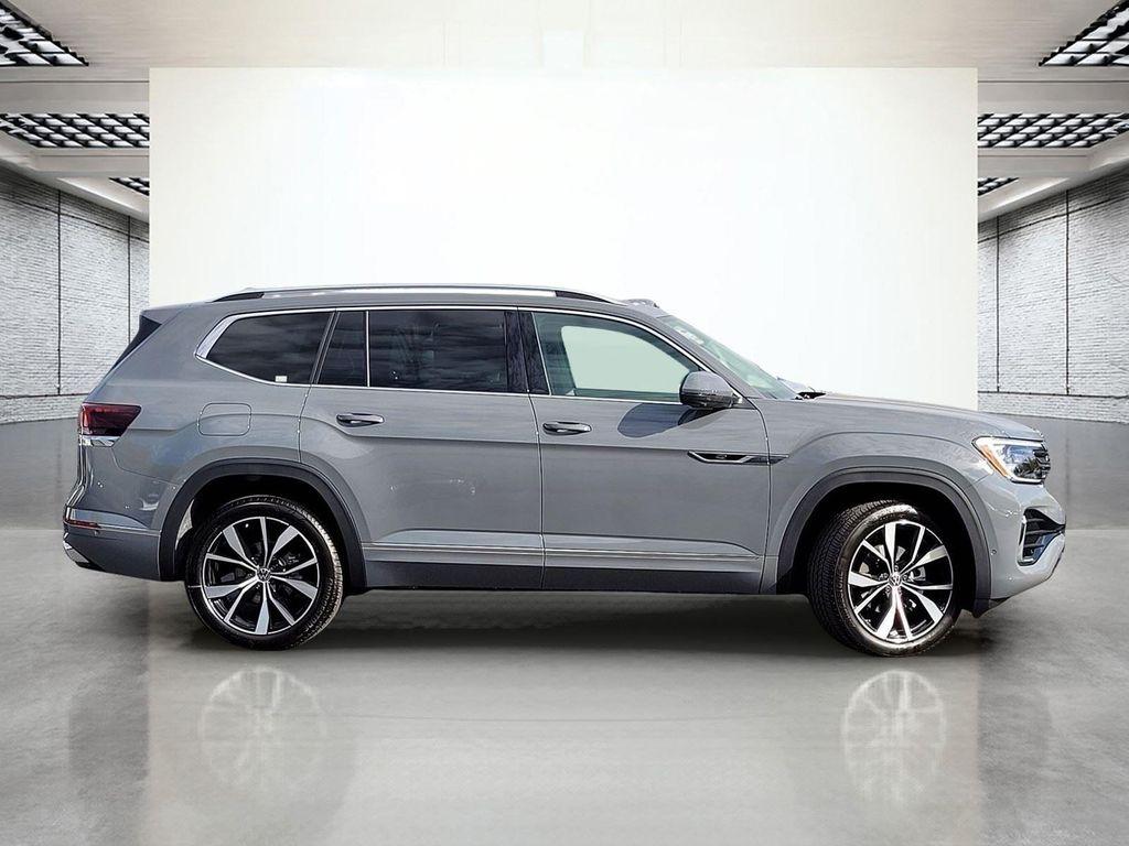 new 2026 Volkswagen Atlas car, priced at $53,304