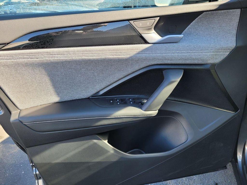 new 2026 Volkswagen Tiguan car, priced at $30,437