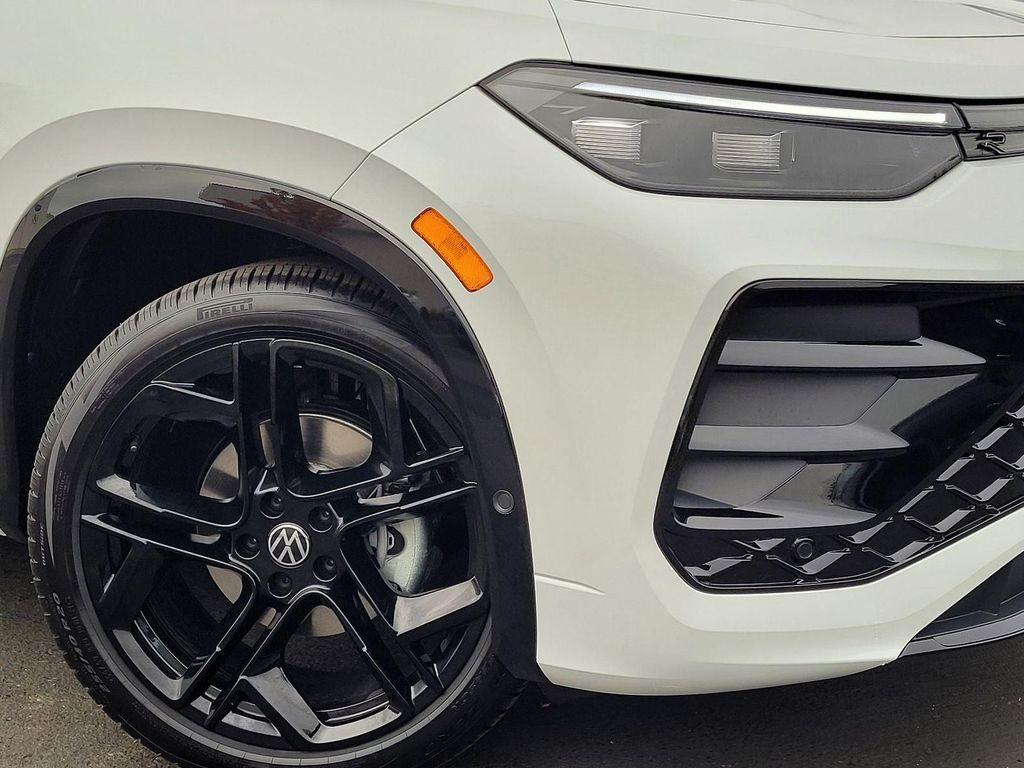 new 2026 Volkswagen Tiguan car, priced at $37,507