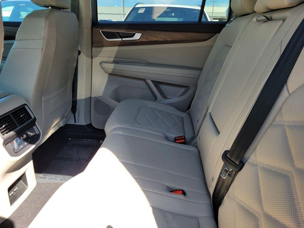 new 2026 Volkswagen Atlas car, priced at $36,867