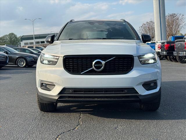 used 2022 Volvo XC40 car, priced at $18,349