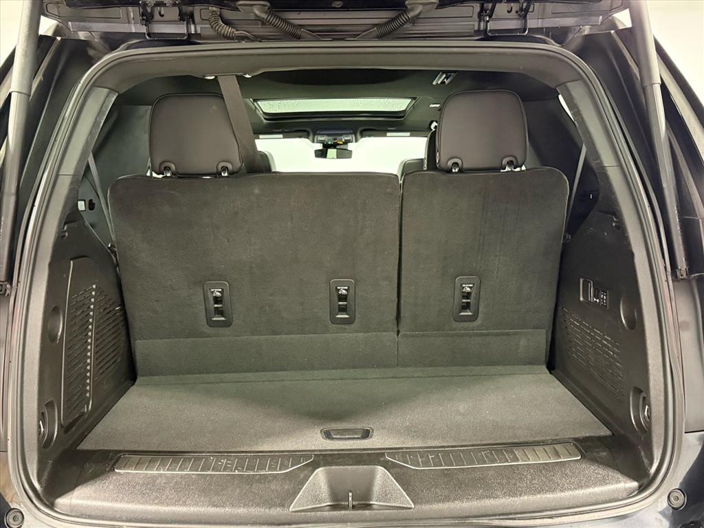 used 2023 GMC Yukon car, priced at $48,999