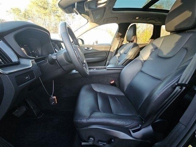 used 2023 Volvo XC60 car, priced at $21,158