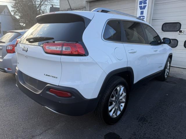used 2015 Jeep Cherokee car, priced at $8,995