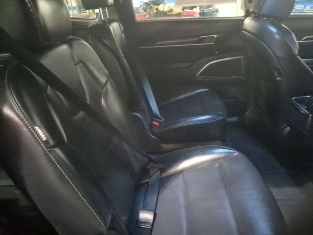 used 2025 Kia Telluride car, priced at $35,400