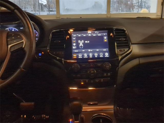 used 2021 Jeep Grand Cherokee car, priced at $24,200