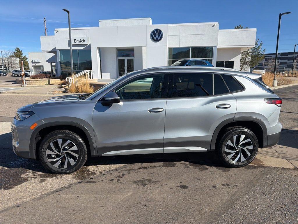 new 2025 Volkswagen Tiguan car, priced at $29,299
