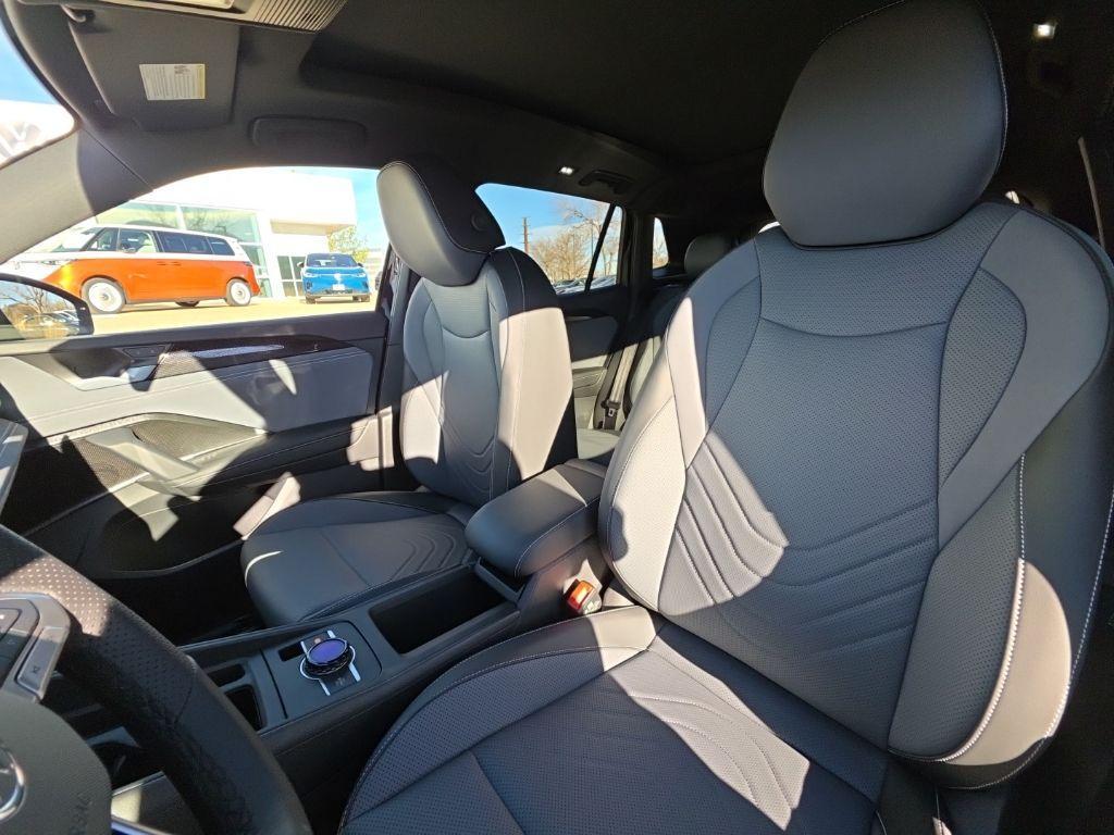 new 2026 Volkswagen Tiguan car, priced at $38,549