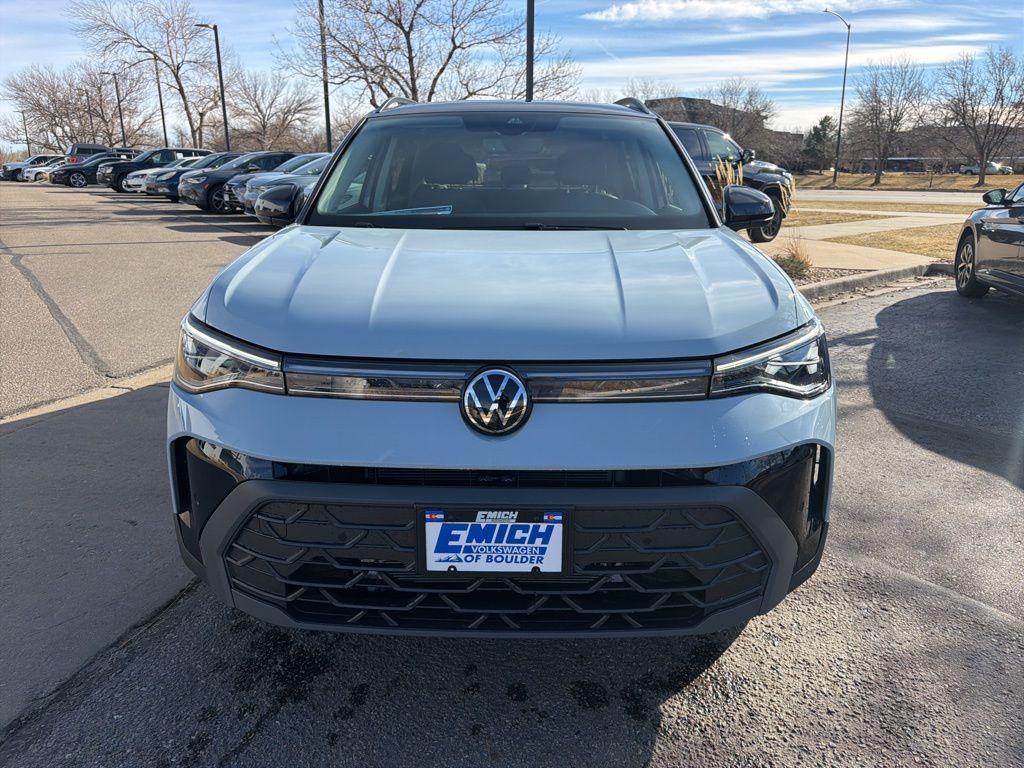 new 2025 Volkswagen Taos car