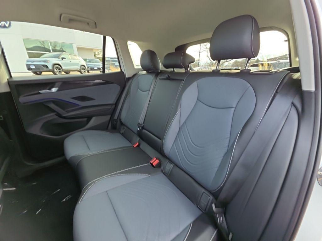 new 2026 Volkswagen Tiguan car, priced at $35,026