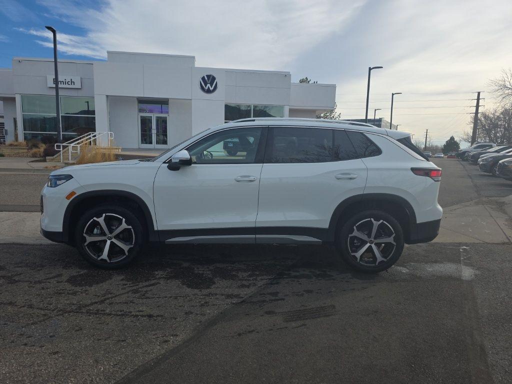 new 2026 Volkswagen Tiguan car, priced at $35,026