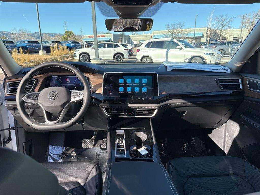 new 2026 Volkswagen Atlas car, priced at $45,015