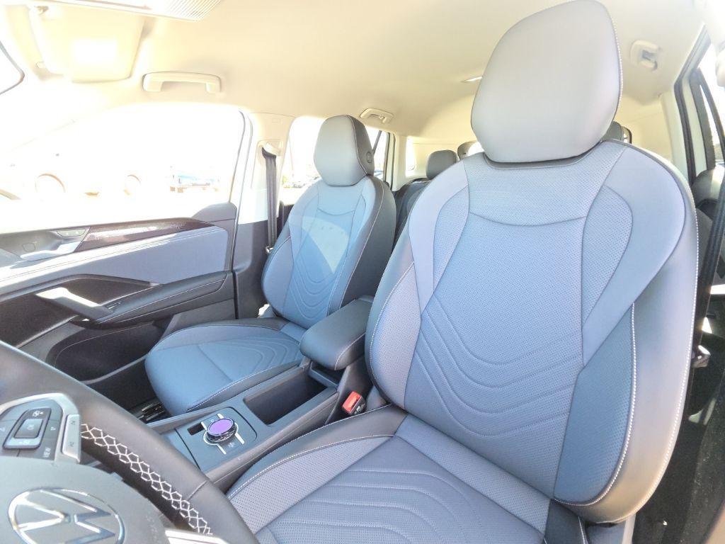 new 2026 Volkswagen Tiguan car, priced at $34,325