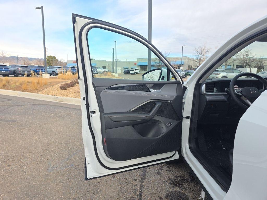 new 2026 Volkswagen Tiguan car, priced at $36,058