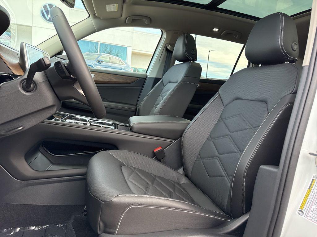 new 2026 Volkswagen Atlas car, priced at $45,503