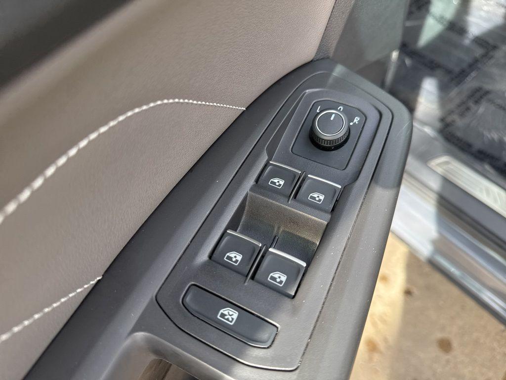 used 2023 Volkswagen Atlas Cross Sport car, priced at $28,999