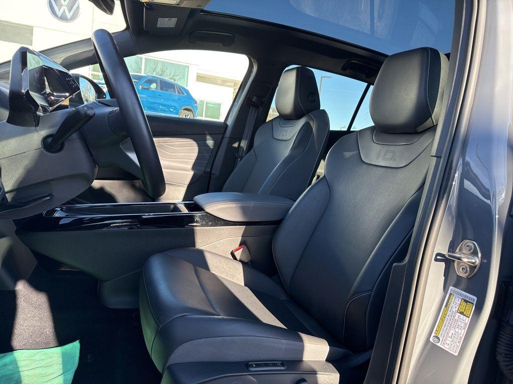 used 2023 Volkswagen ID.4 car, priced at $24,032